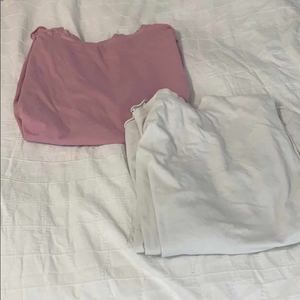 American Eagle boyfriend style T-shirts